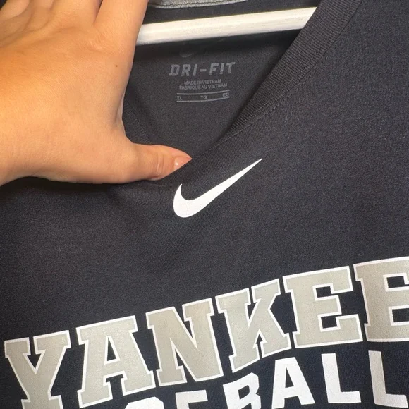 Nike Dri-Fit New York Yankees WITH Flaws Size XL - Picture 4 of 6